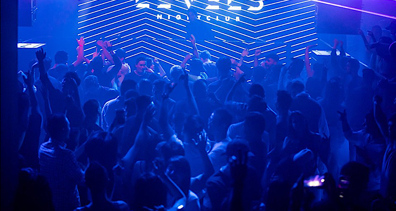 How Bottle Service at Levels Vancouver Works [2023 GUIDE] Discotech