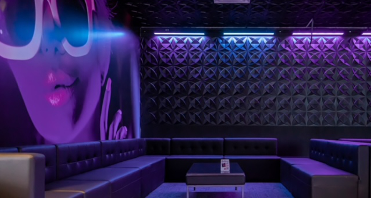 How Bottle Service at Club TwentyThree01 Phoenix/Scottsdale Works [2023